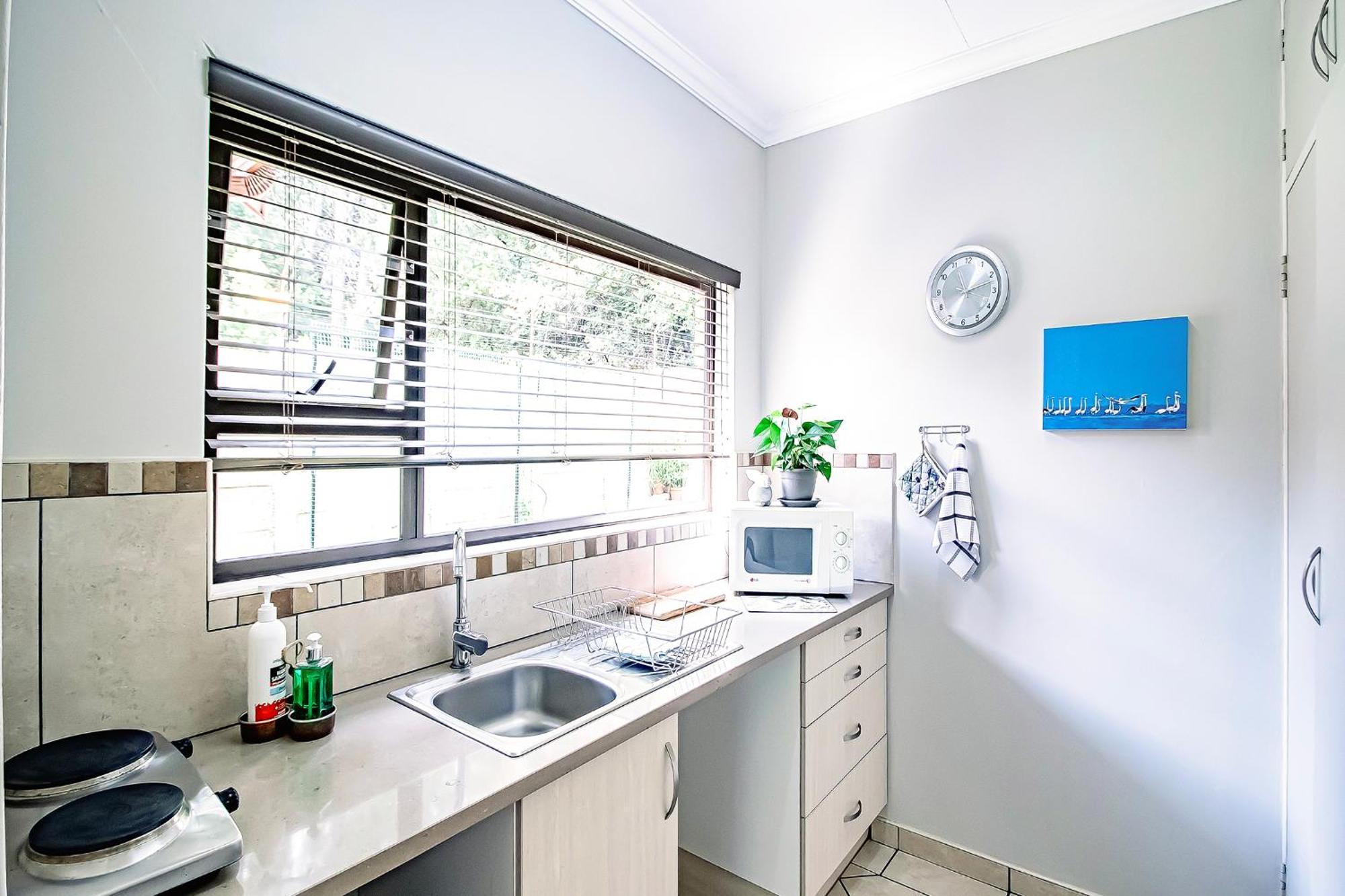 Leozet Self Catering Apartment Pretoria-Noord Exterior foto