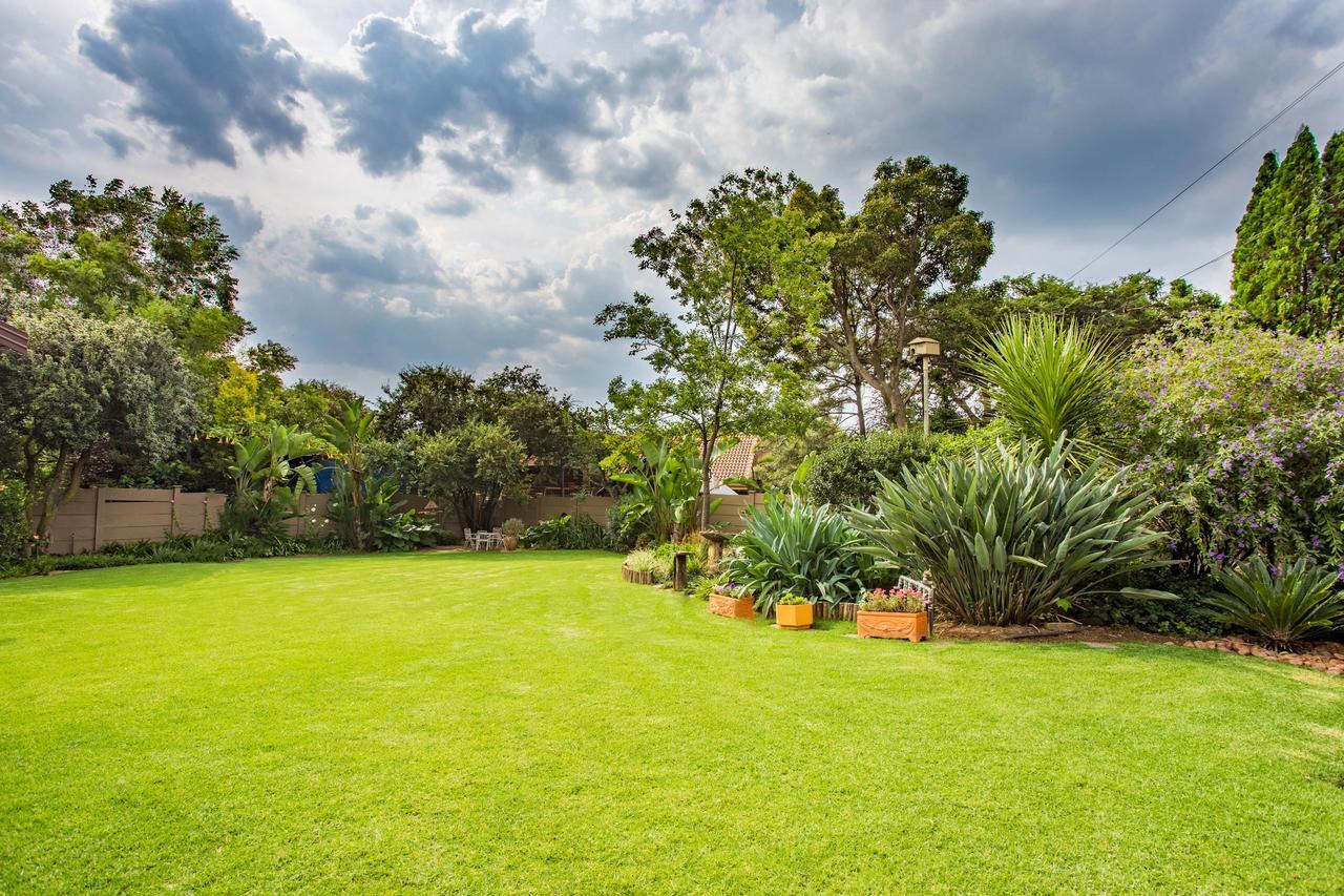 Leozet Self Catering Apartment Pretoria-Noord Exterior foto